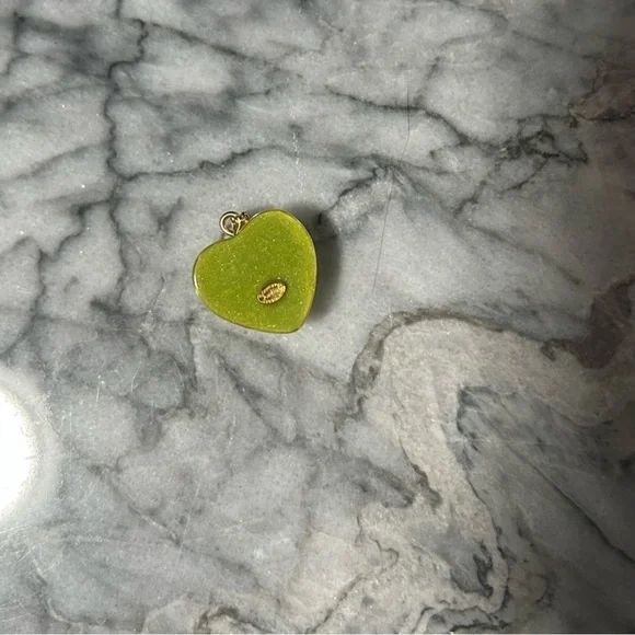 CHANEL CC Green and Gold Resin Charm - Picture 3 of 4